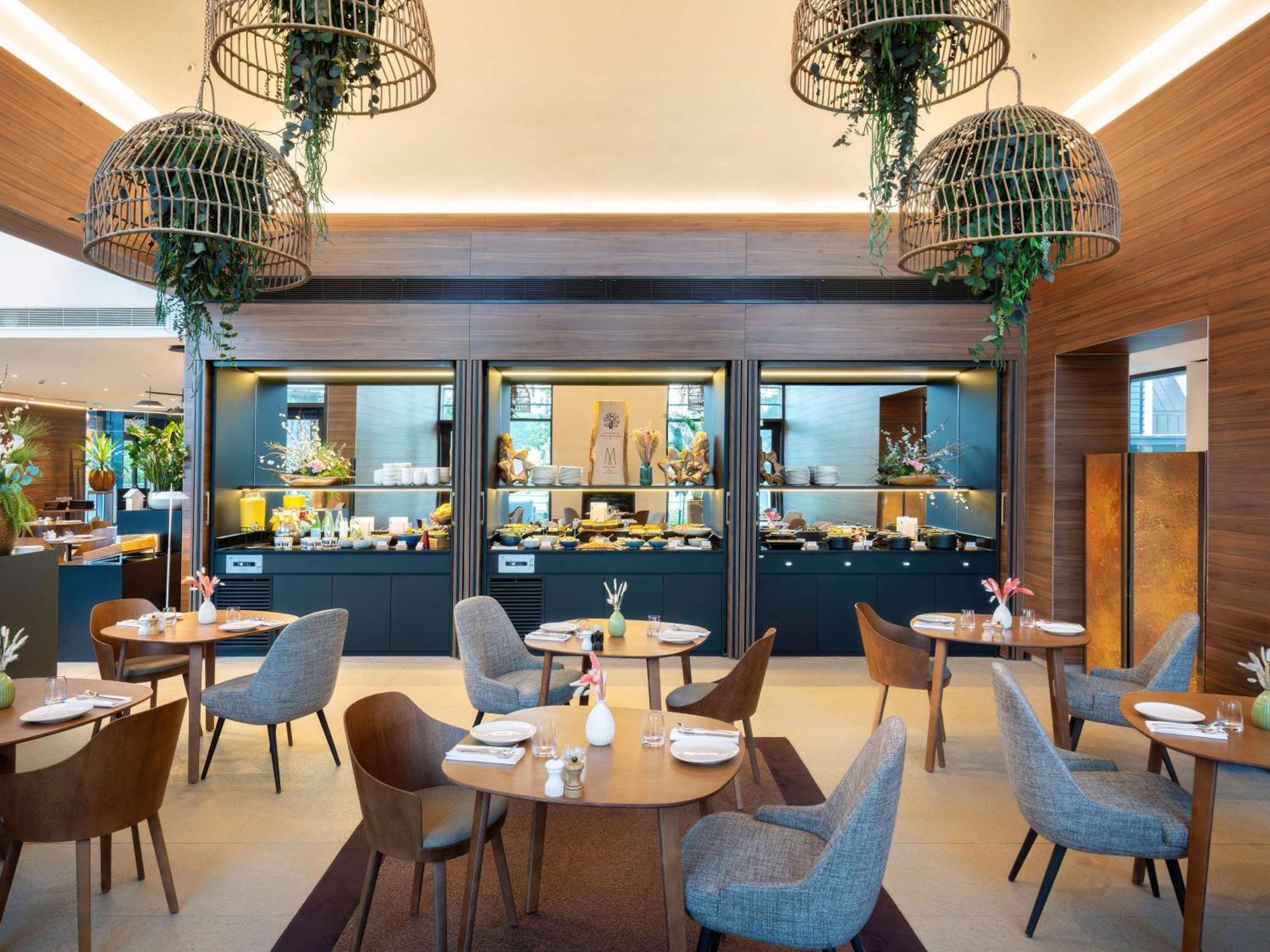 Le Domaine Des Vanneaux Golf & Adam - Mgallery Collection 4* LʼIsle-Adam