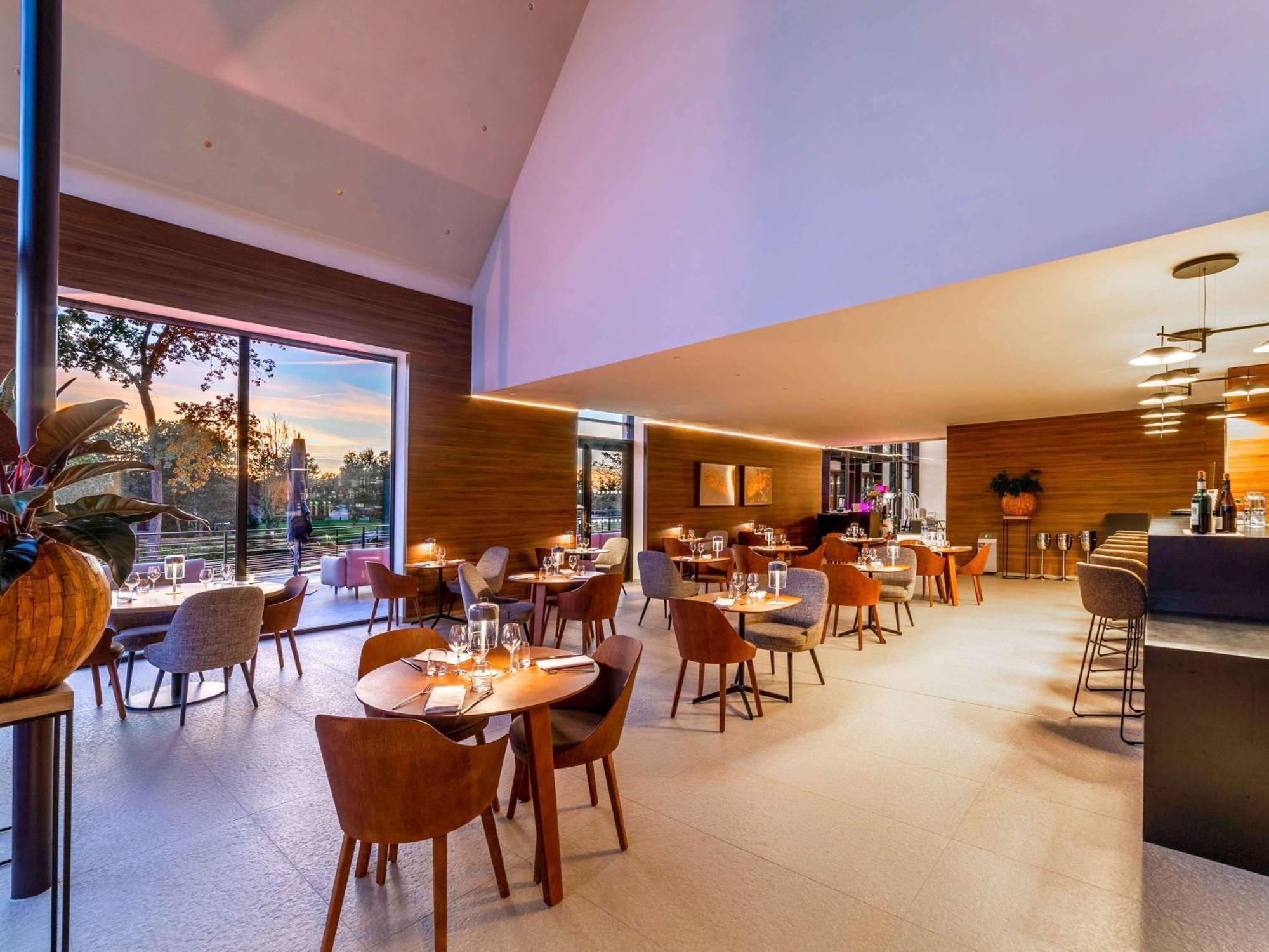 Le Domaine Des Vanneaux Golf Et Mgallery Hotel